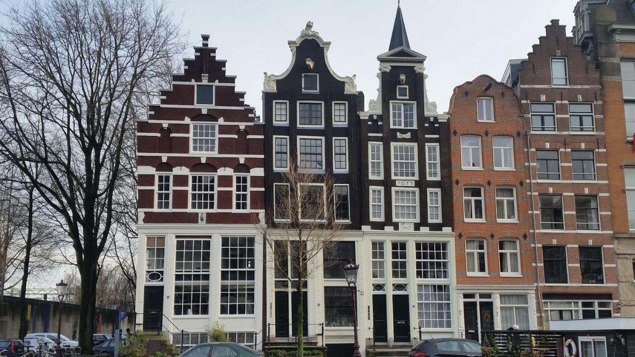 Central & Quiet Canal Apartment Amsterdam Eksteriør bilde